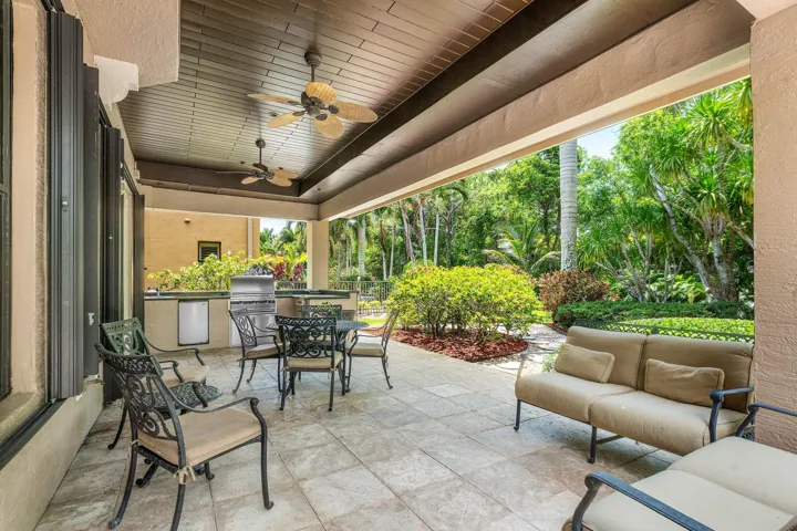007-10380TrianonPlace-Wellington-FL-3344
