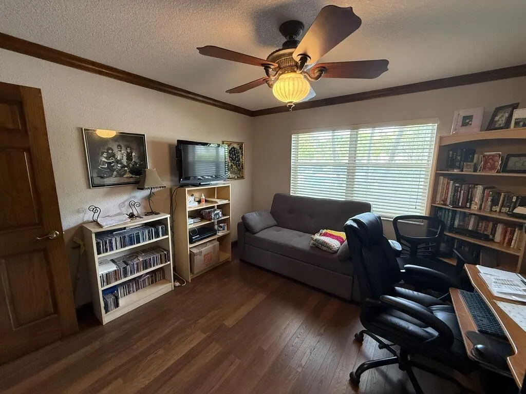 Bedroom 2-2