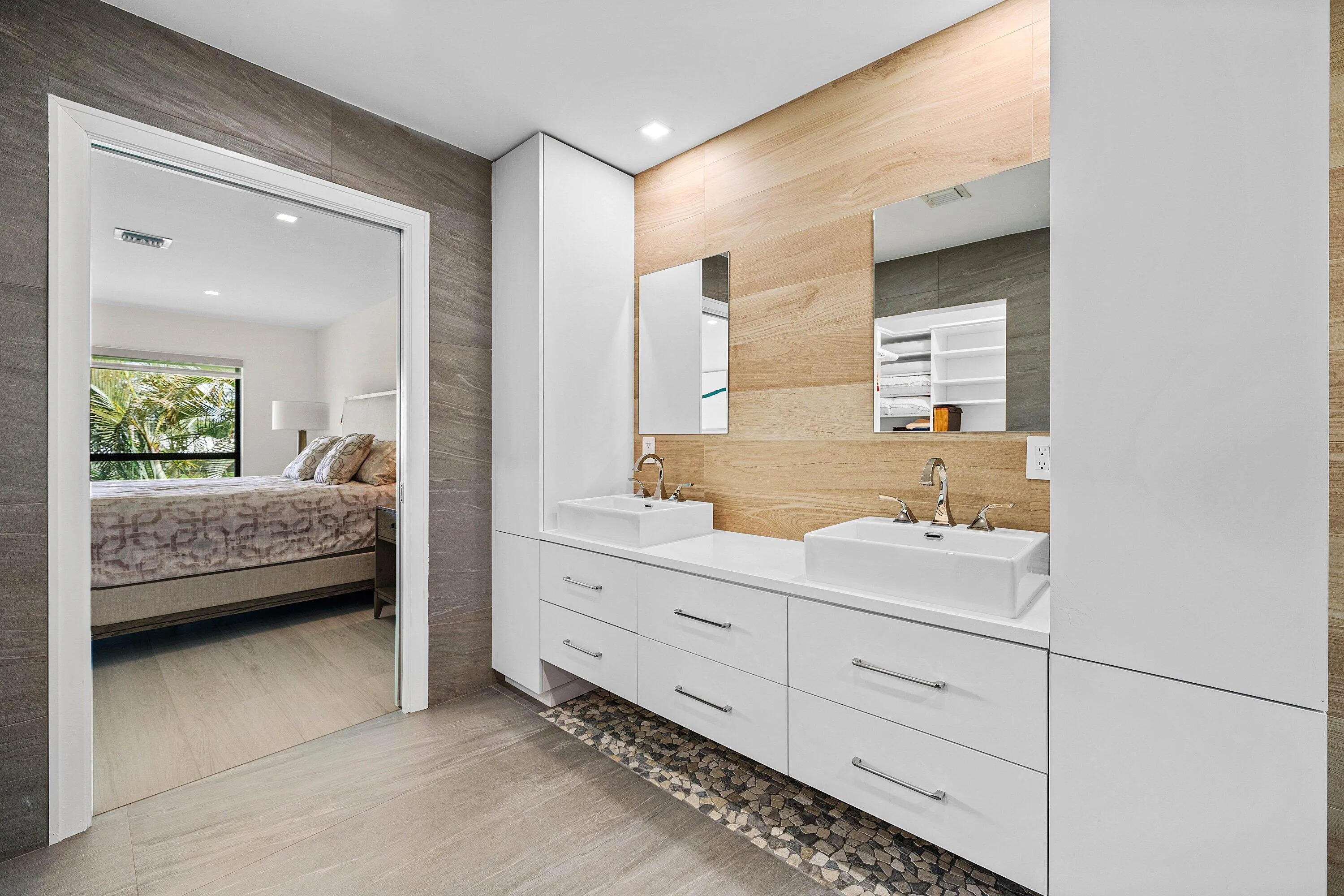 Main Bath