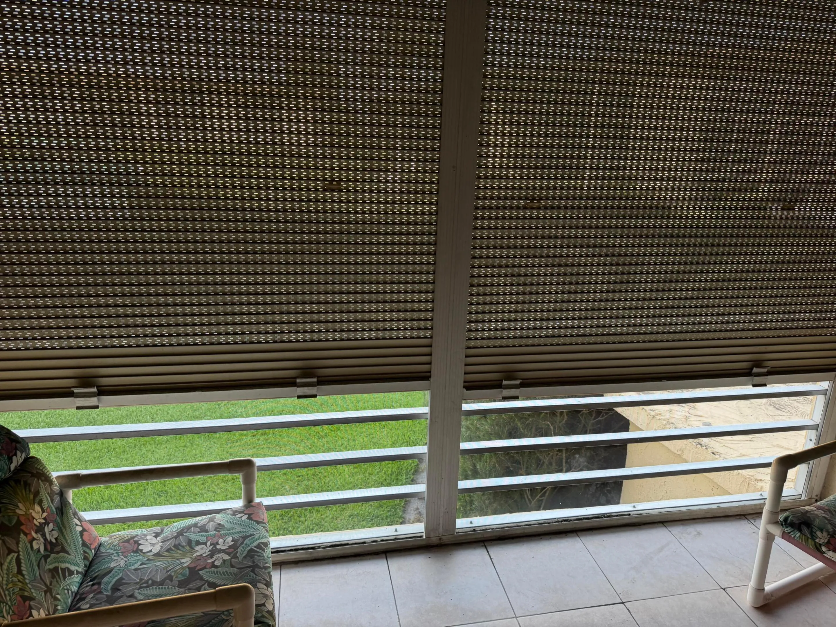 Storm shutters in reasr