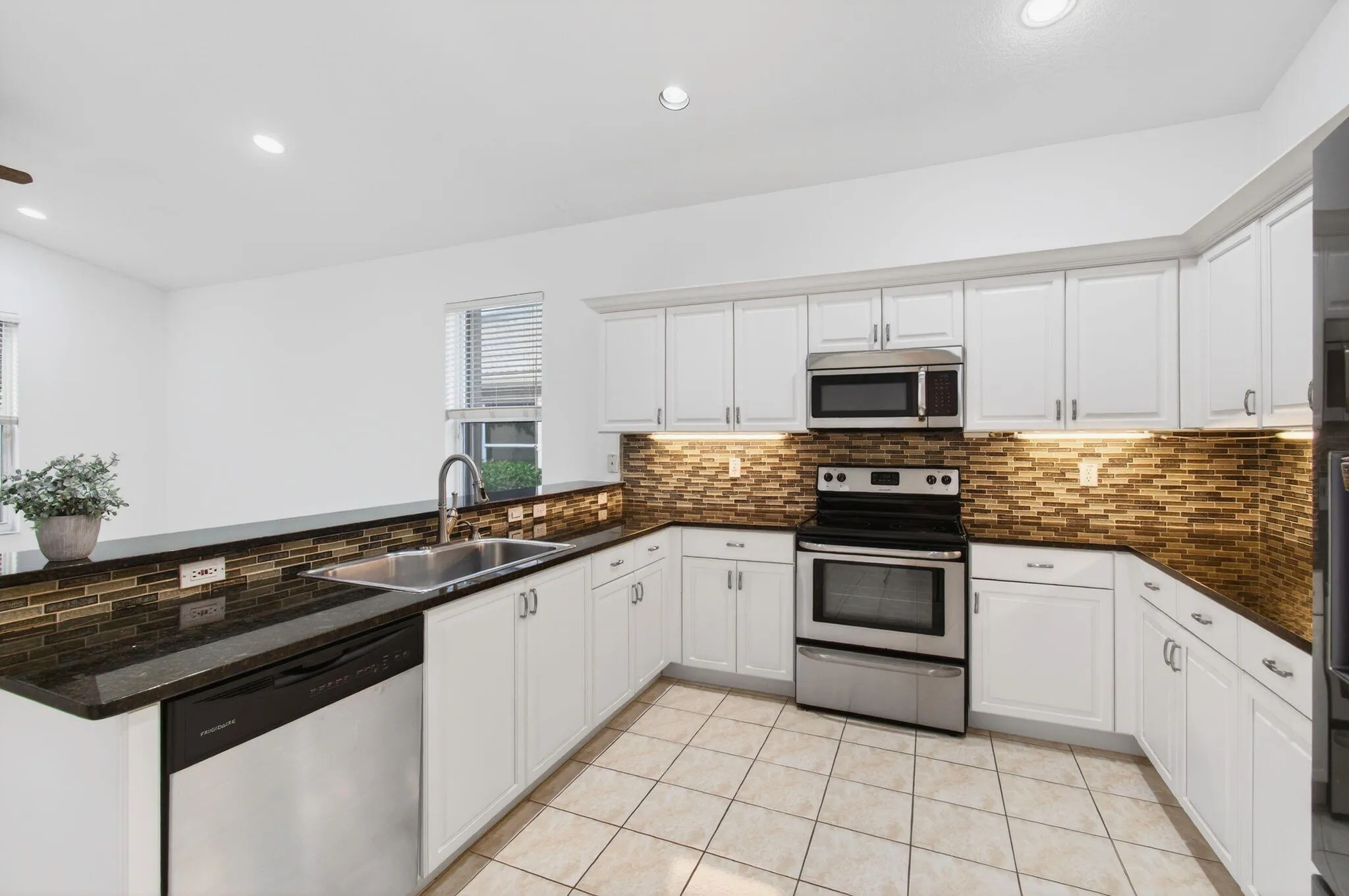 Plenty of counter space