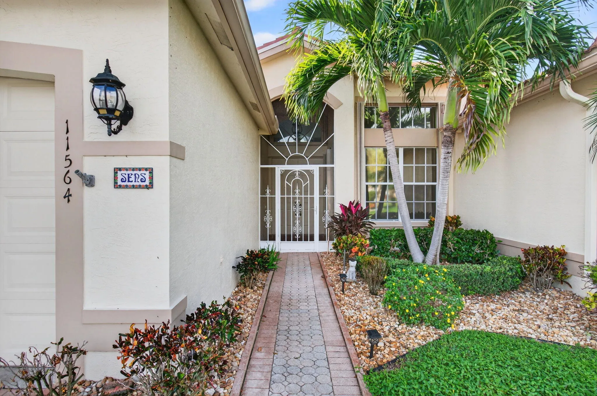 Birdcage provides weatherproof entry