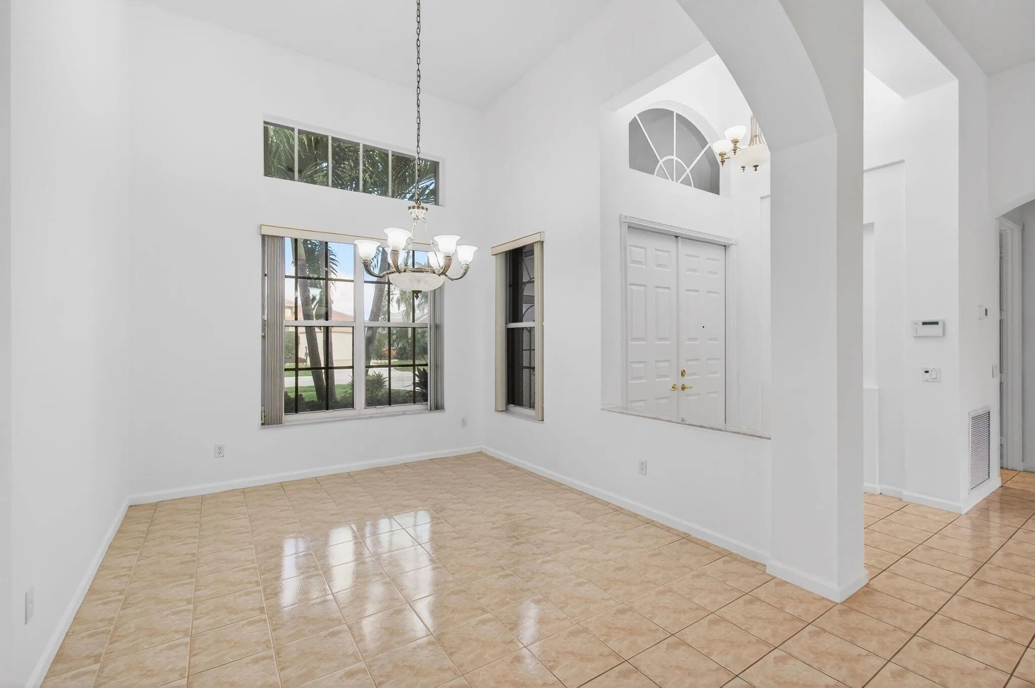 Dining Room is spacious enough for Buffet or China Closet