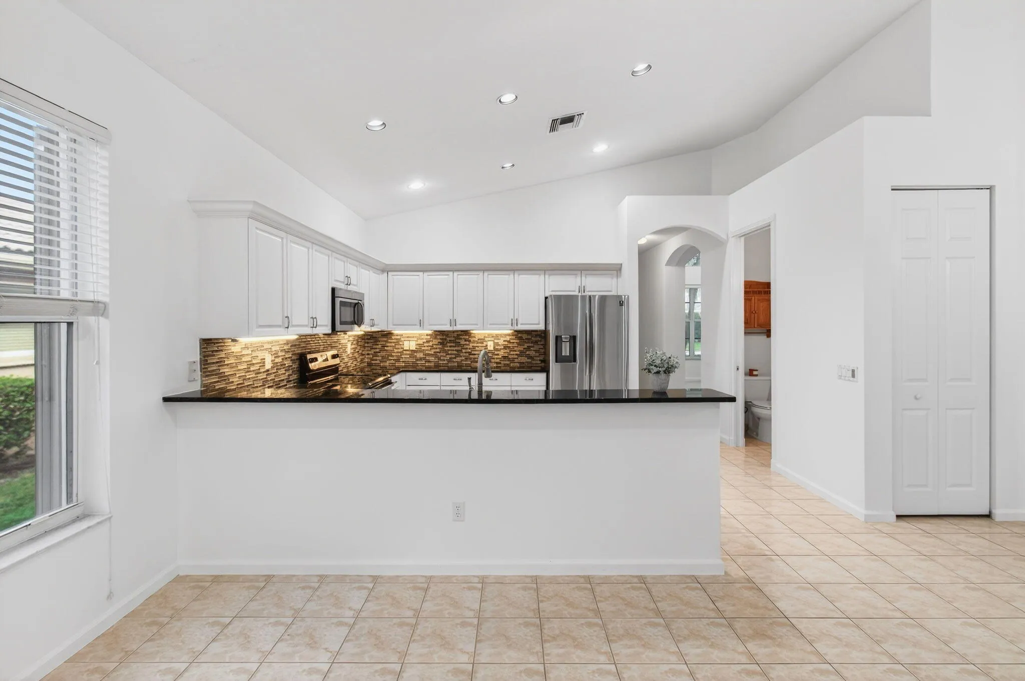 Breakfast Bar