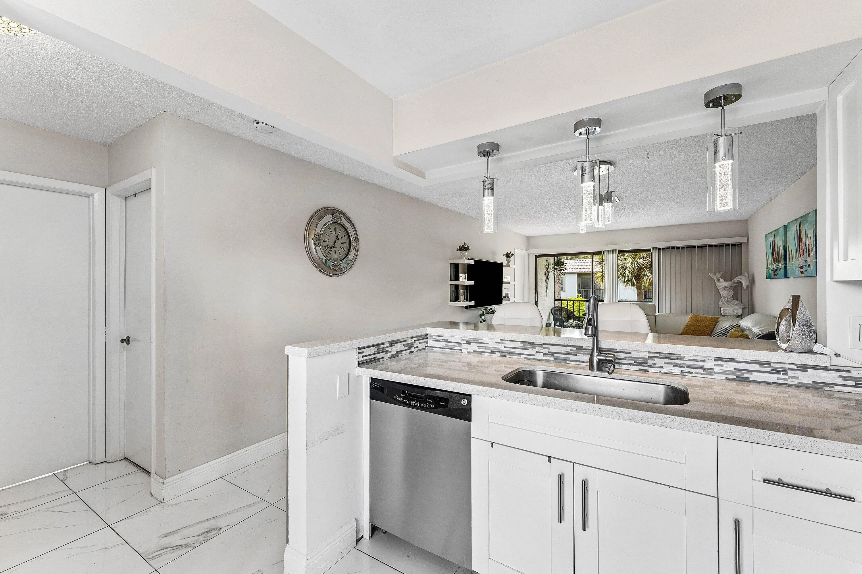 007-3220FrederickBoulevard-49-DelrayBeac