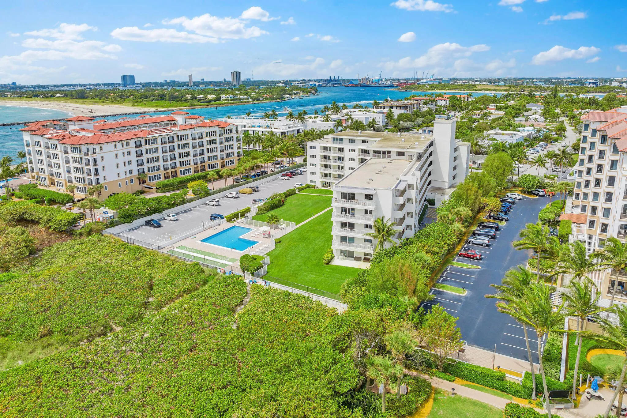33 Ocean Ave