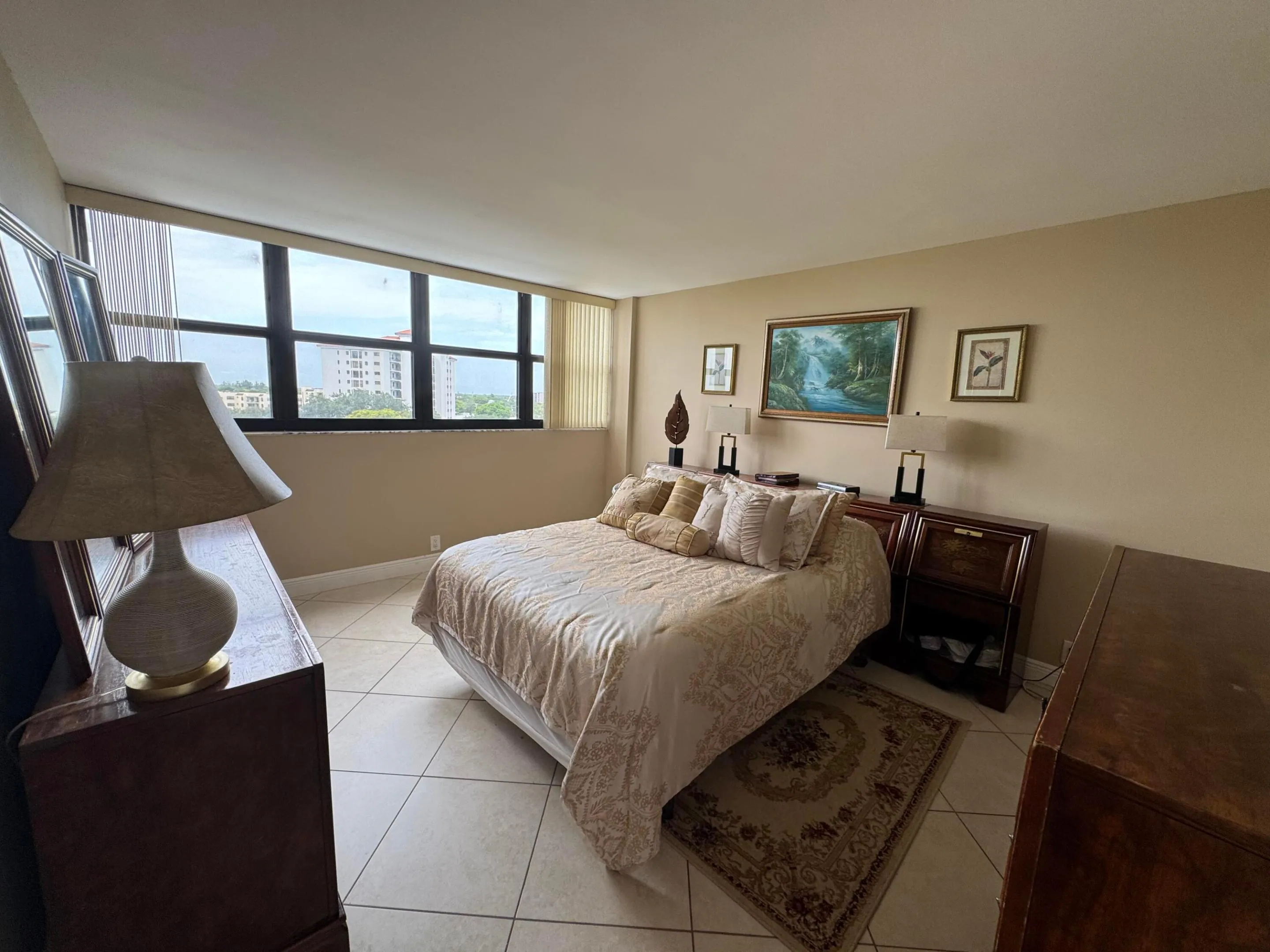 Main bedroom