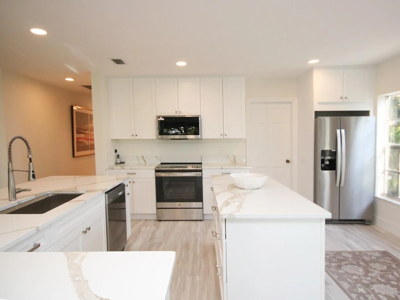 10 Kitchen