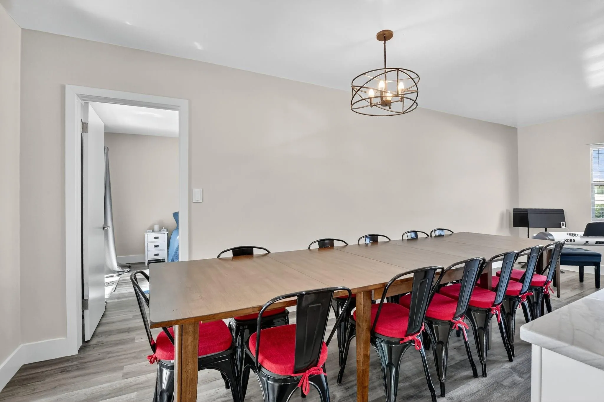 Flexible layout that offers lots of room for entertaining