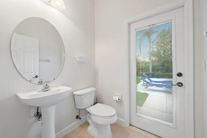 Cabana bathroom