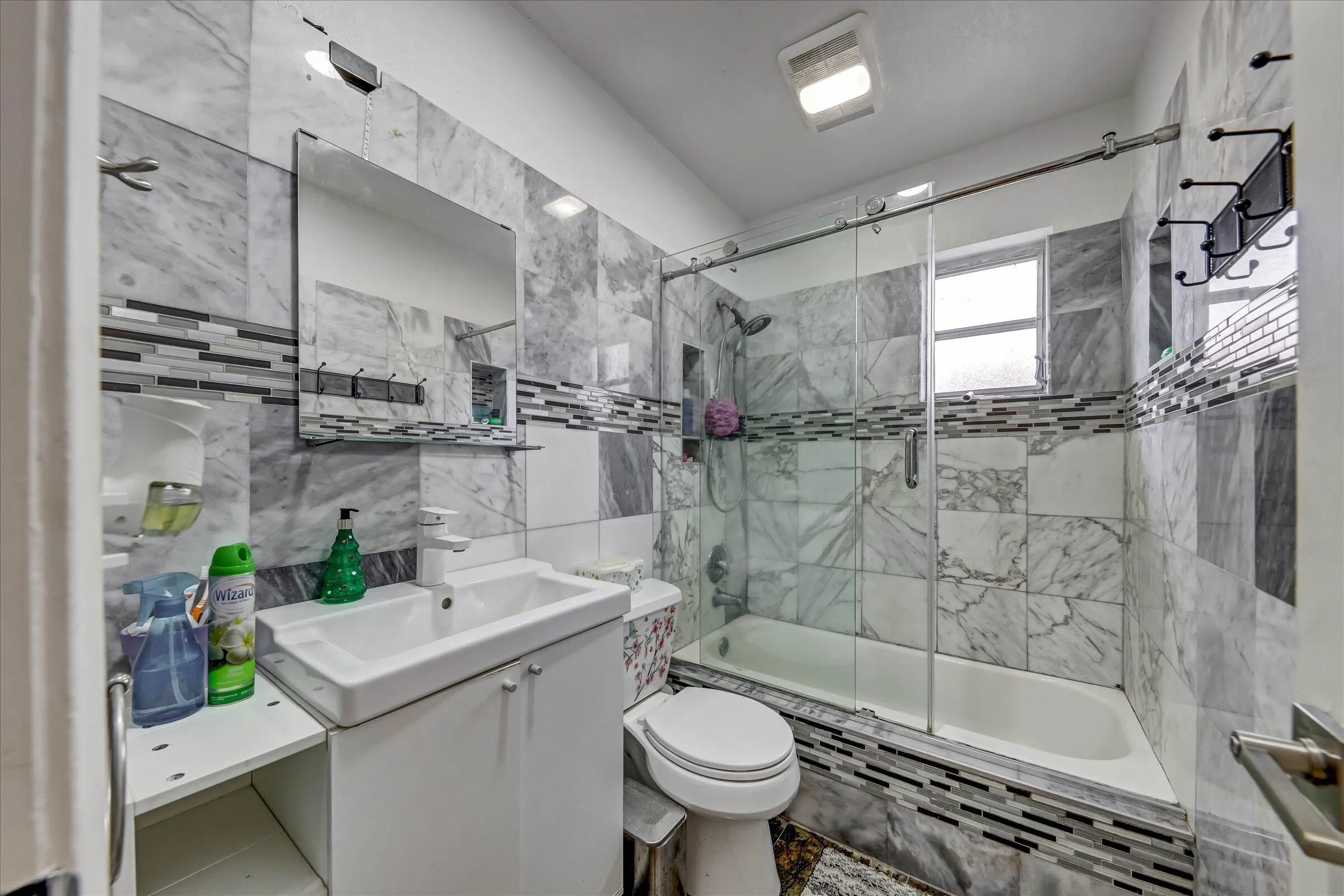 30-3850 NE 12th Terrace-30