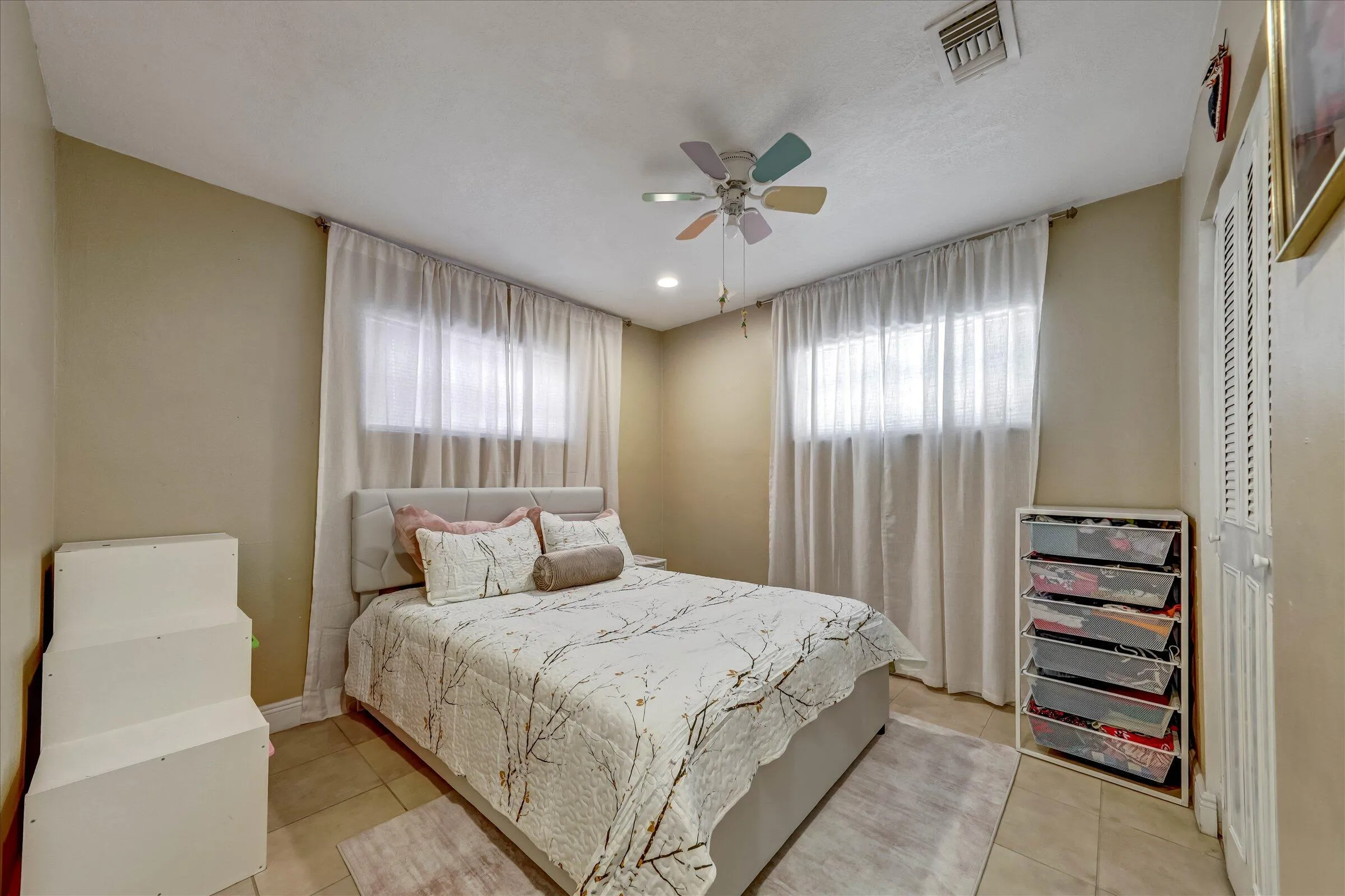 27-3850 NE 12th Terrace-27