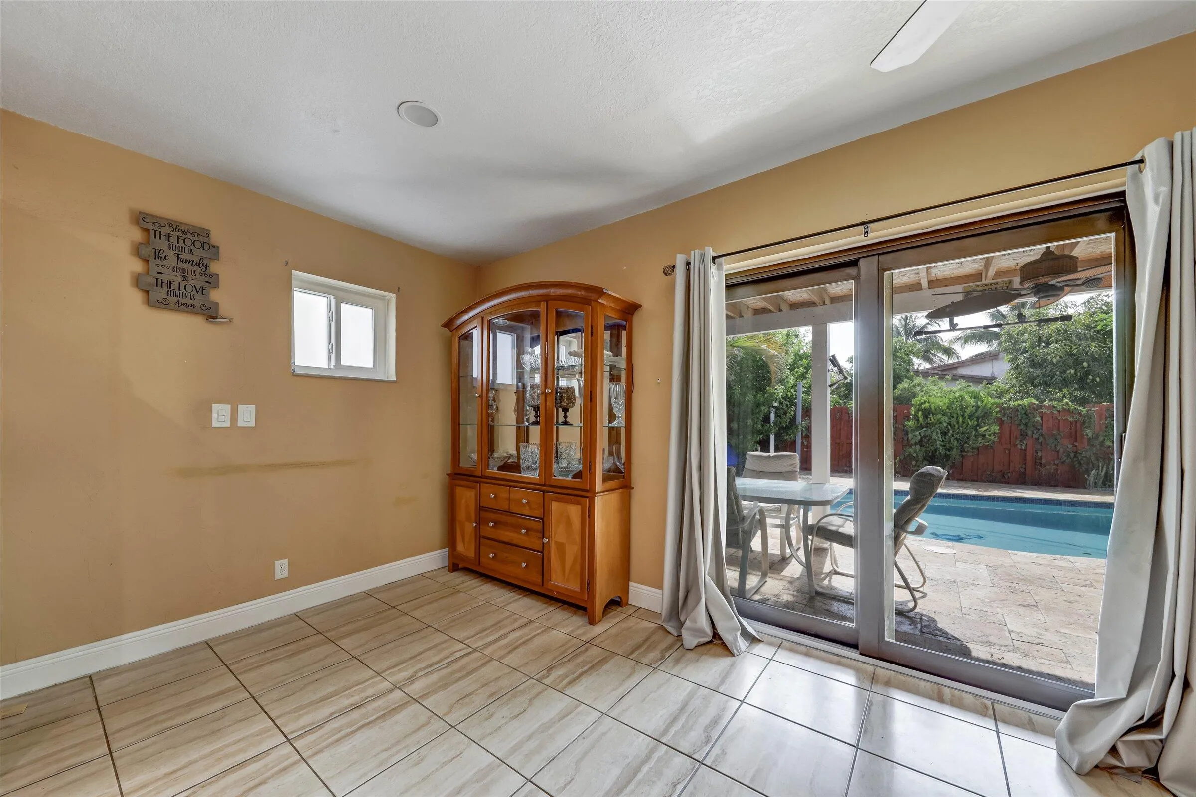 16-3850 NE 12th Terrace-16