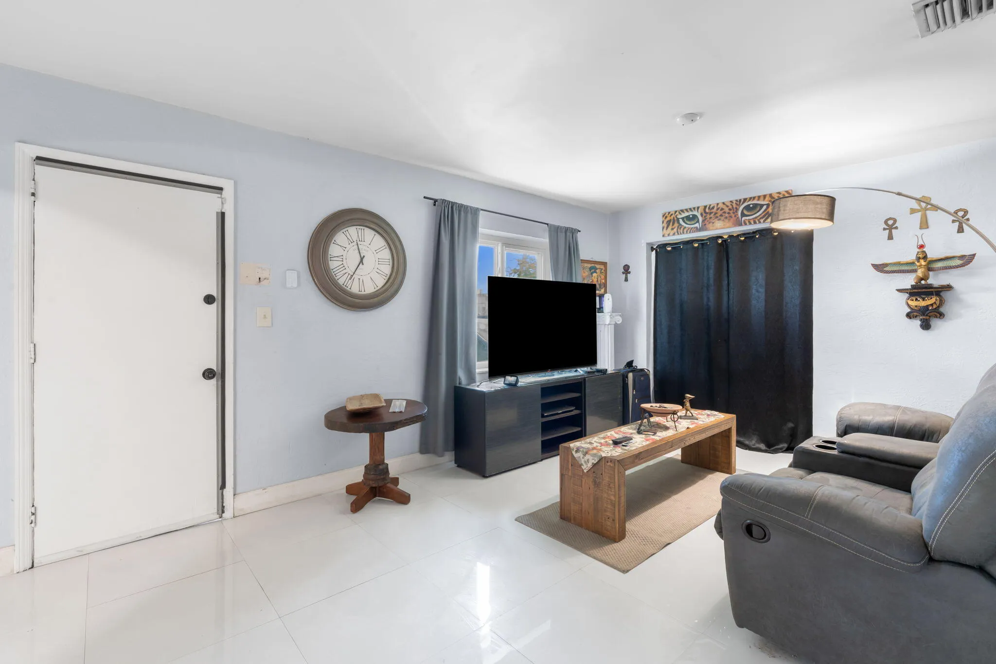7-web-or-mls-2126 Washington St Hollywoo