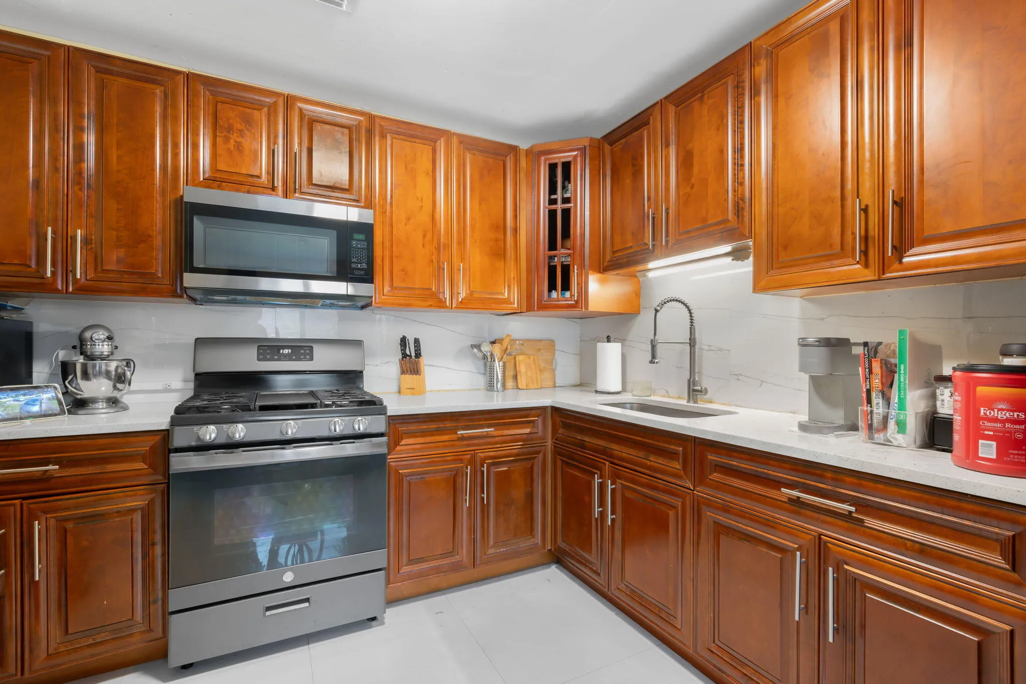 10-web-or-mls-2126 Washington St Hollywo