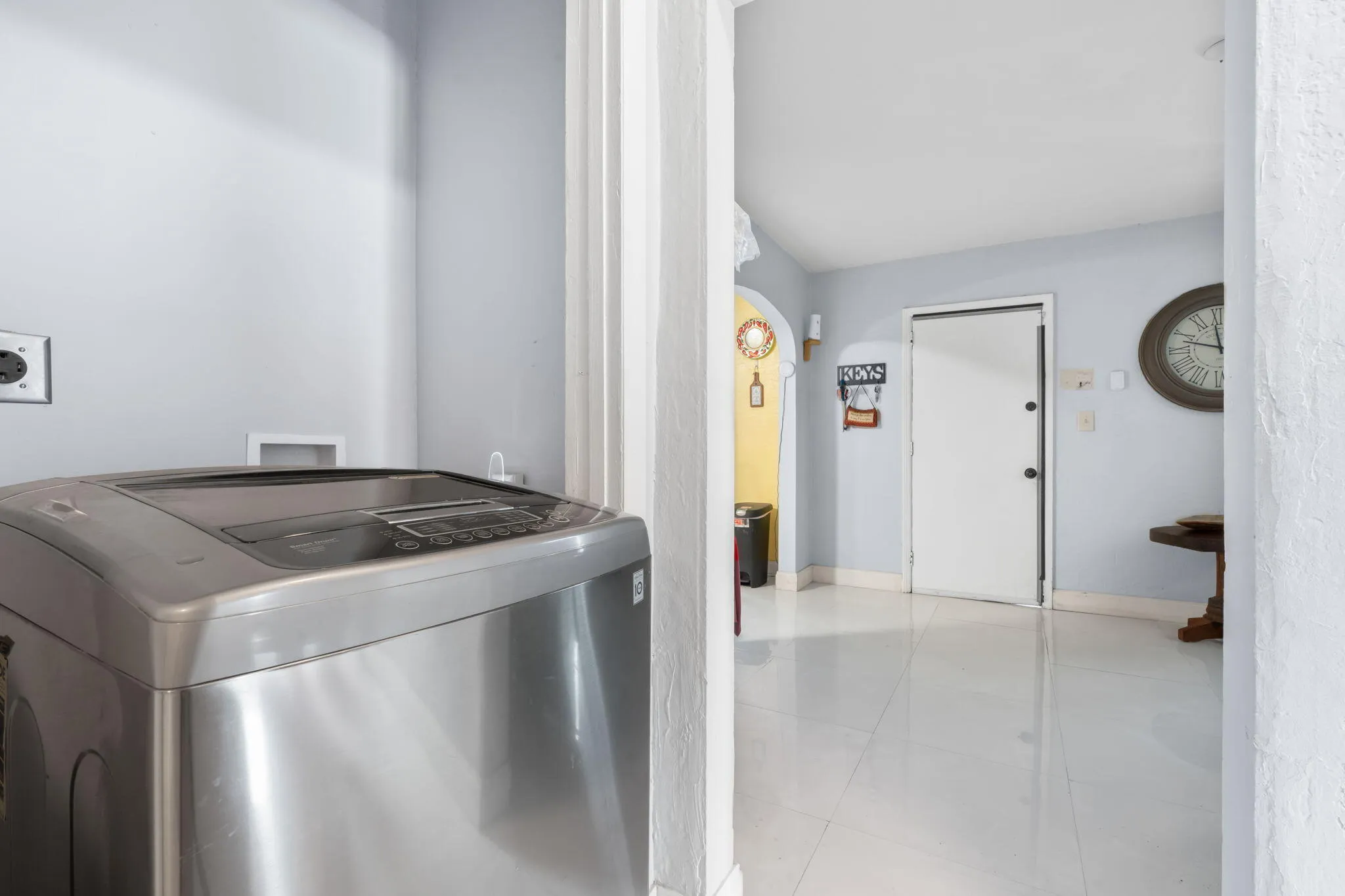 15-web-or-mls-2126 Washington St Hollywo