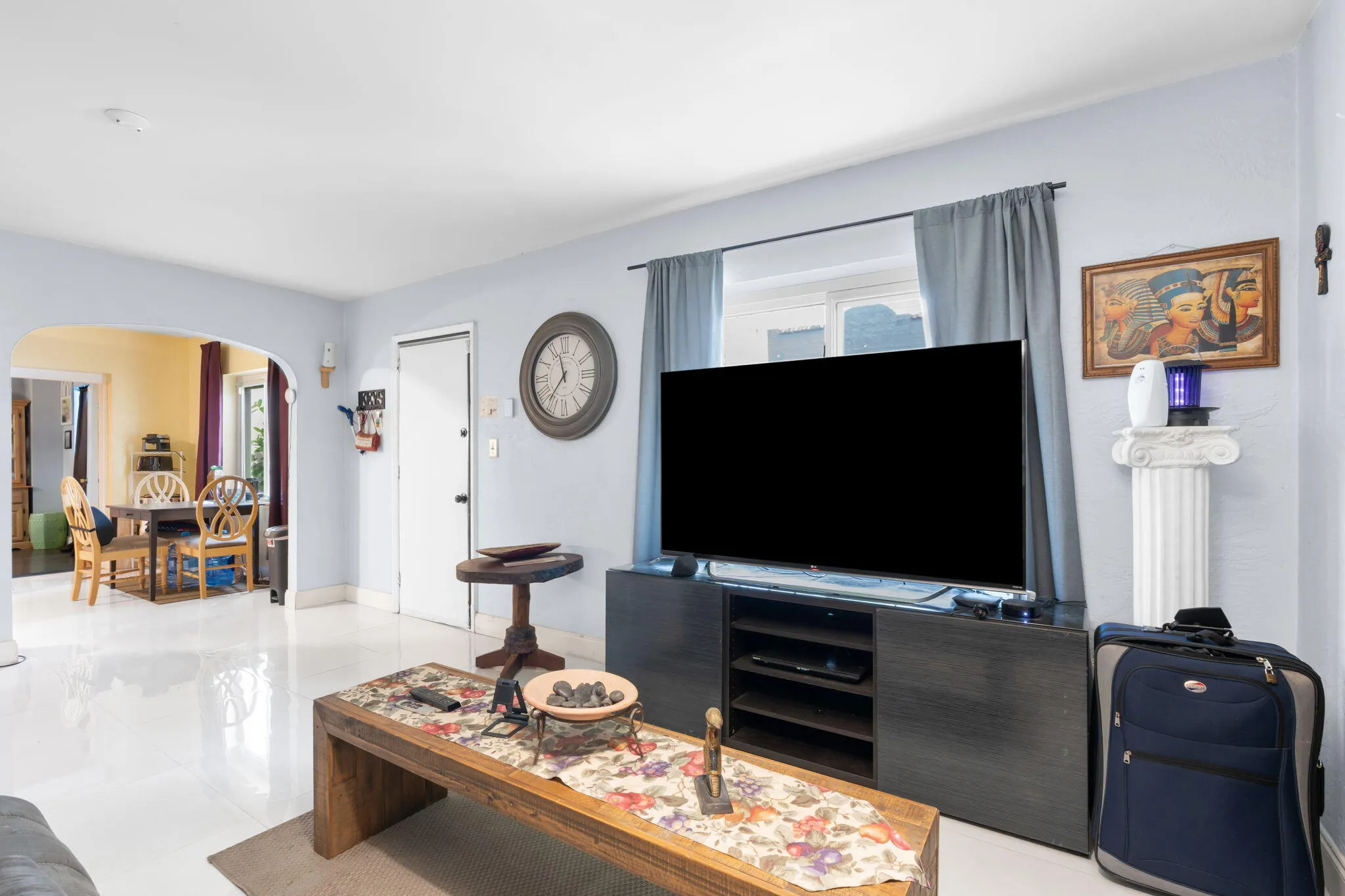 8-web-or-mls-2126 Washington St Hollywoo
