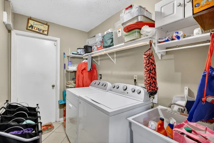 641 SE Streamlet Ave Laundry Room