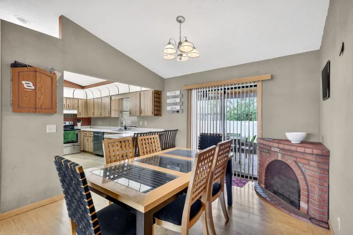 641 SE Streamlet Ave Dining Room And Kitchen