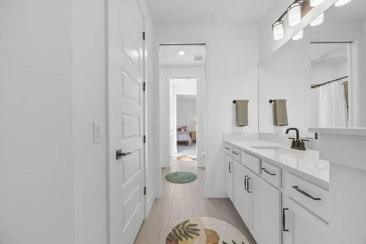 17-web-or-mls-NX Media-1716