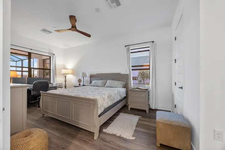 52-web-or-mls-NX Media-1751