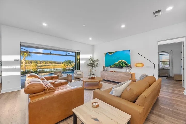 46-web-or-mls-NX Media-1745
