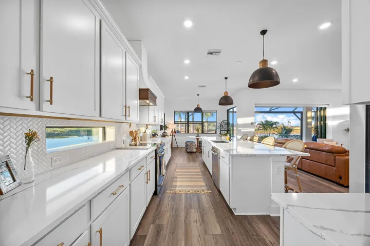 38-web-or-mls-NX Media-1737
