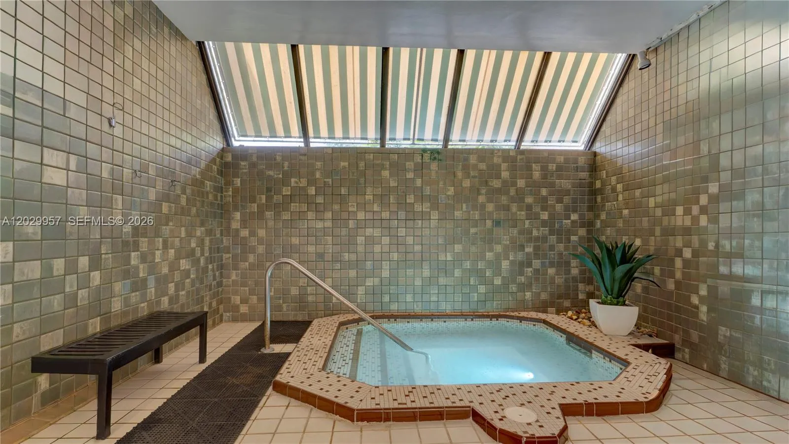 Property photo 28