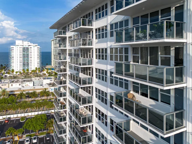 drone-05253333 ne 34 Coral Ridge Tower