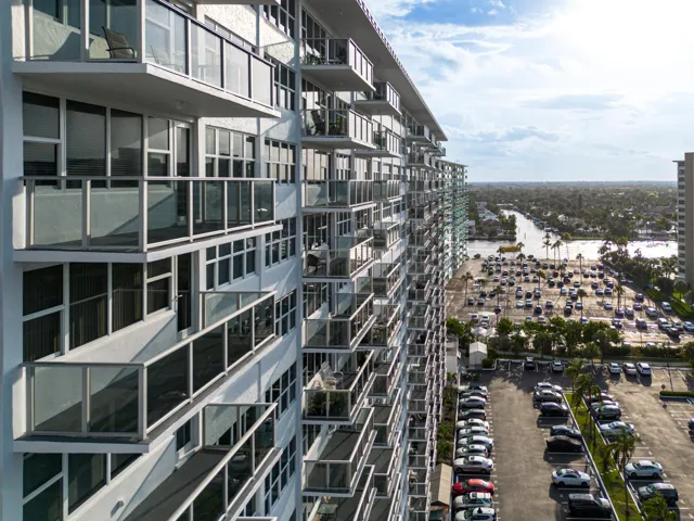 drone-05243333 ne 34 Coral Ridge Tower
