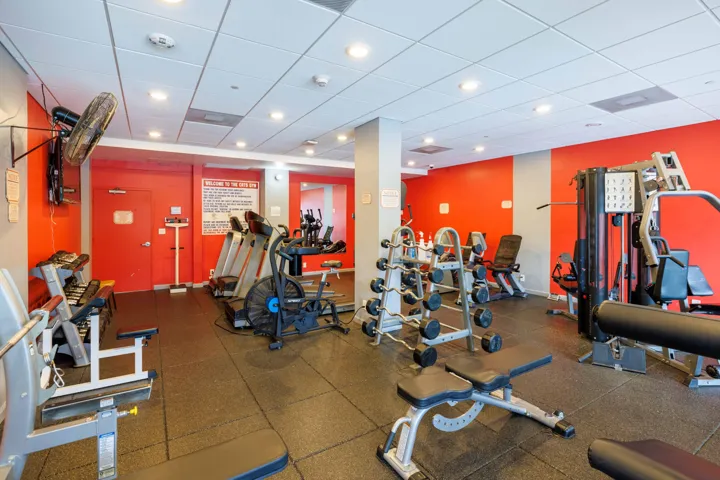 out--133333 ne 34 Coral Ridge Tower