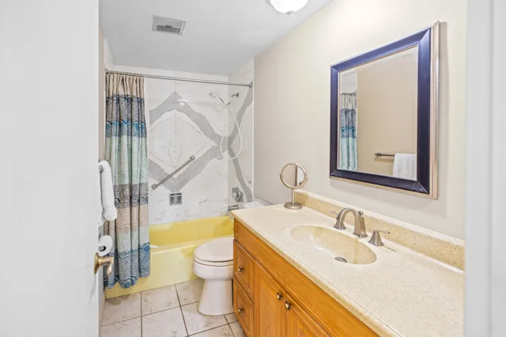 coral-47713333 ne 34 Coral Ridge Tower
