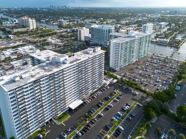 drone-05233333 ne 34 Coral Ridge Tower
