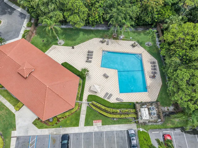 Pool 1