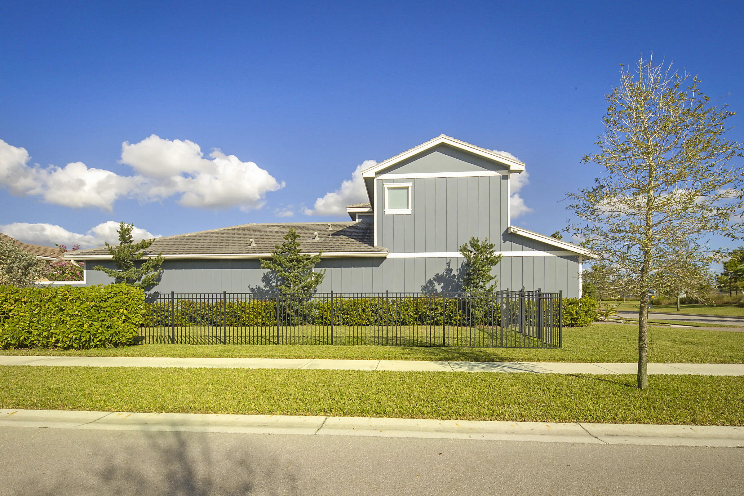 19199 Rolling Acres Rd-44