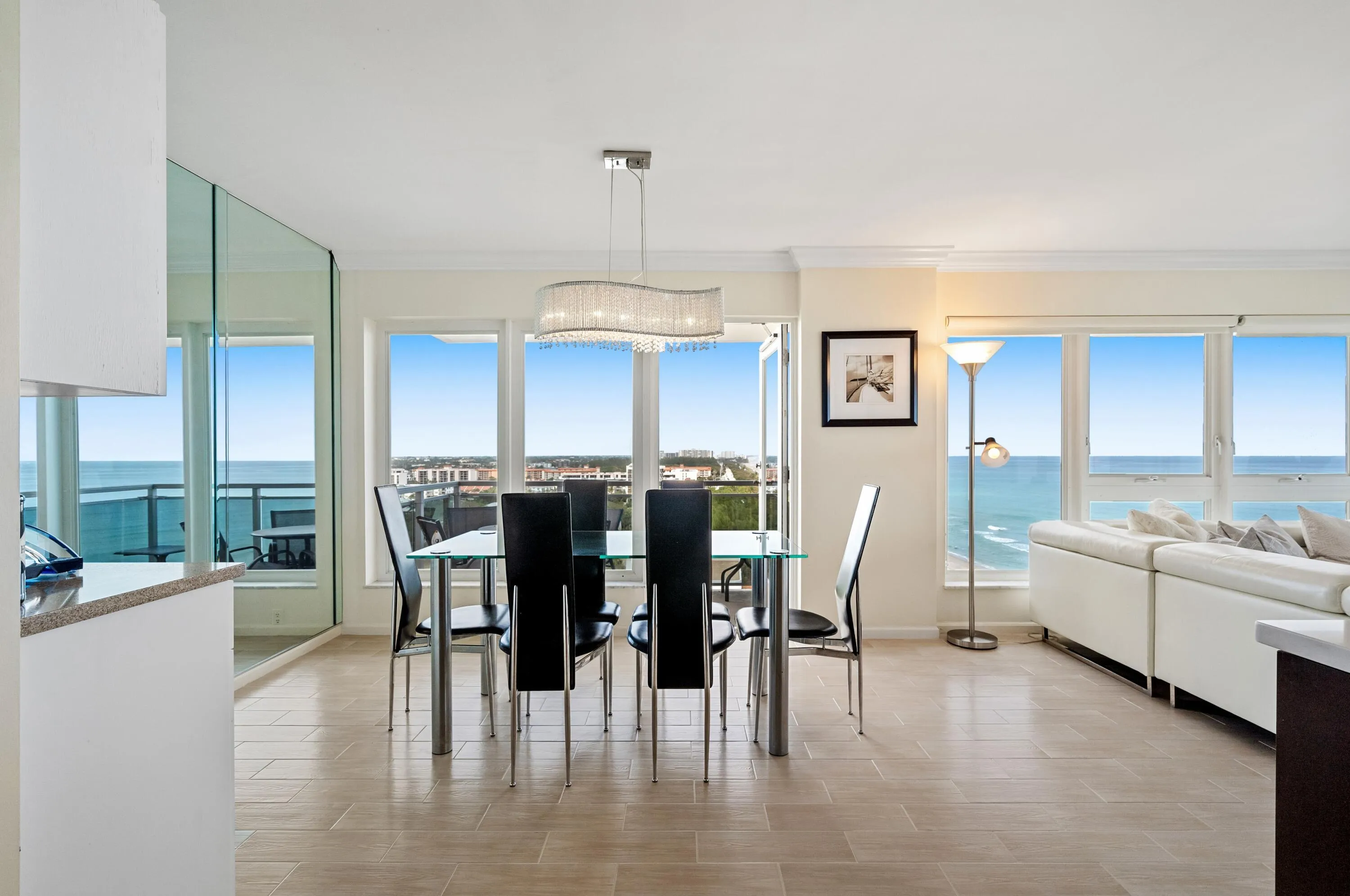 OCEANFRONT DINING