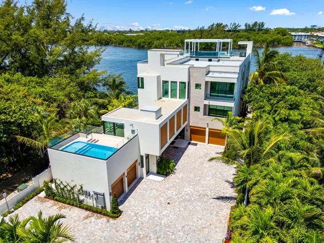900 LAGO MAR