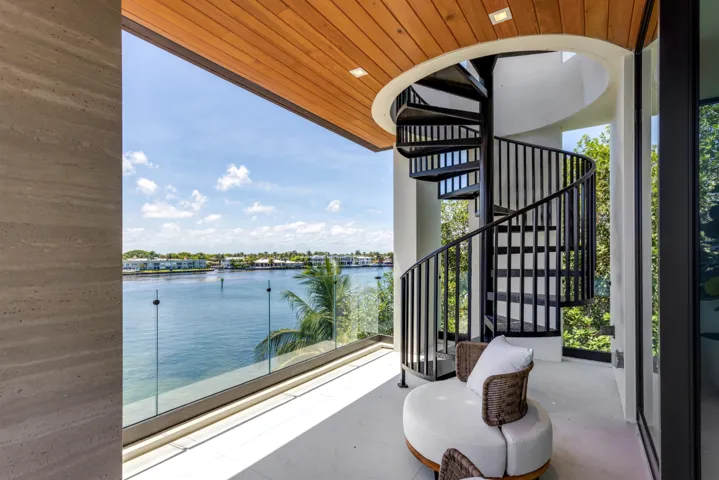 BALCONY STAIRS TO ROOFTOP AND POOL