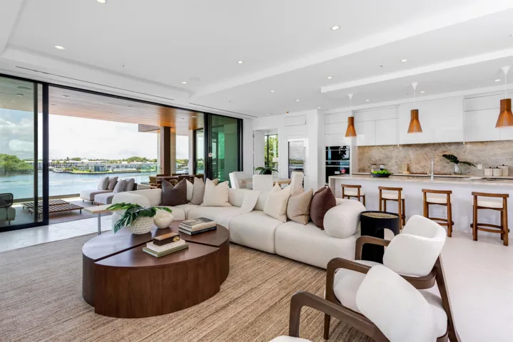 WATERVIEW LIVING​​‌​​​​‌​​‌‌​‌‌​​​‌‌​‌​‌​‌​​​‌​​ ROOM