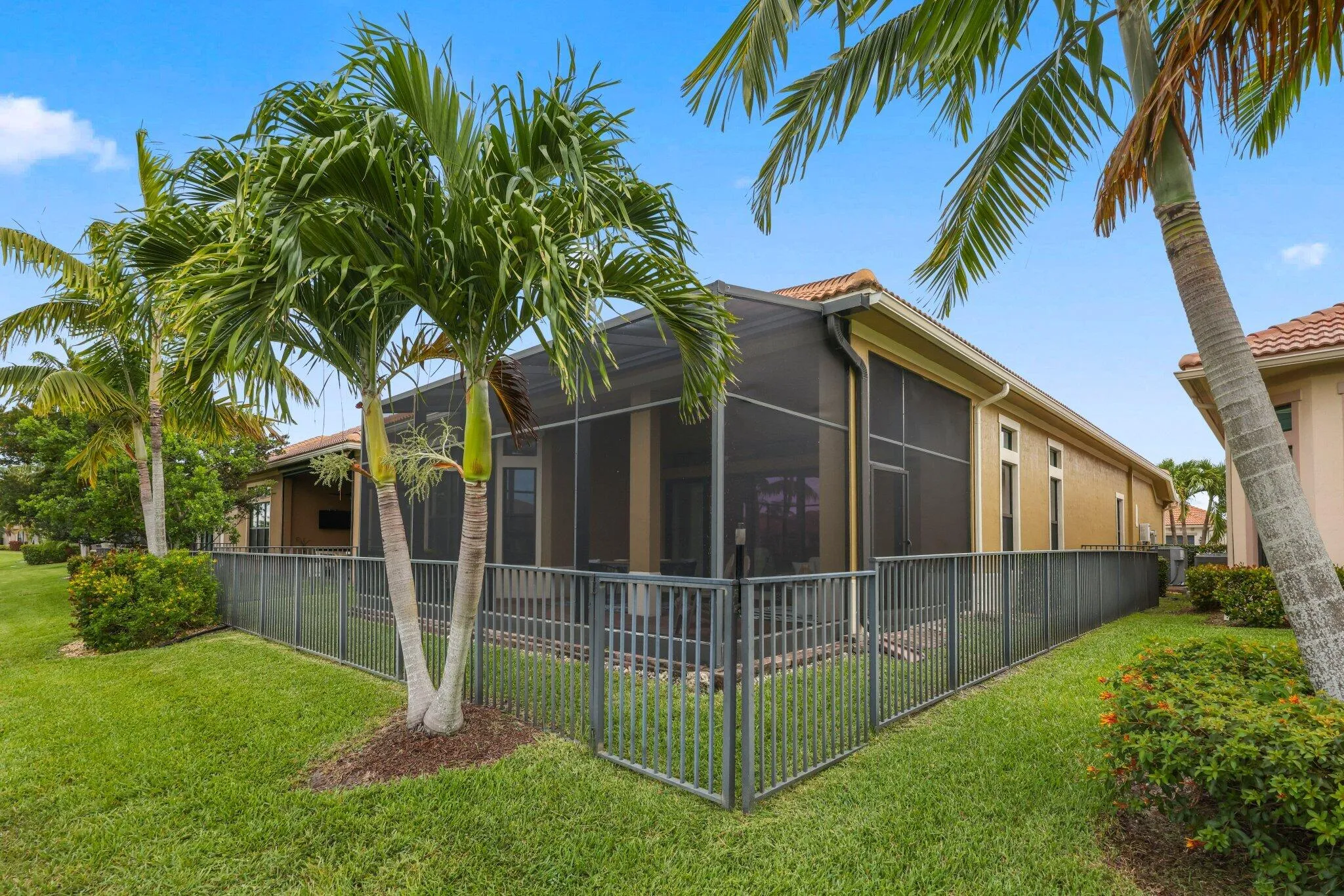 11856 Leon Circle West - 46.jpg-SMALL
