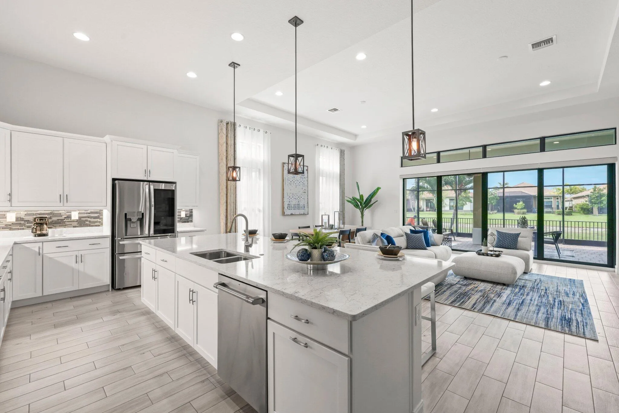 11856 Leon Circle West - 10.jpg-SMALL
