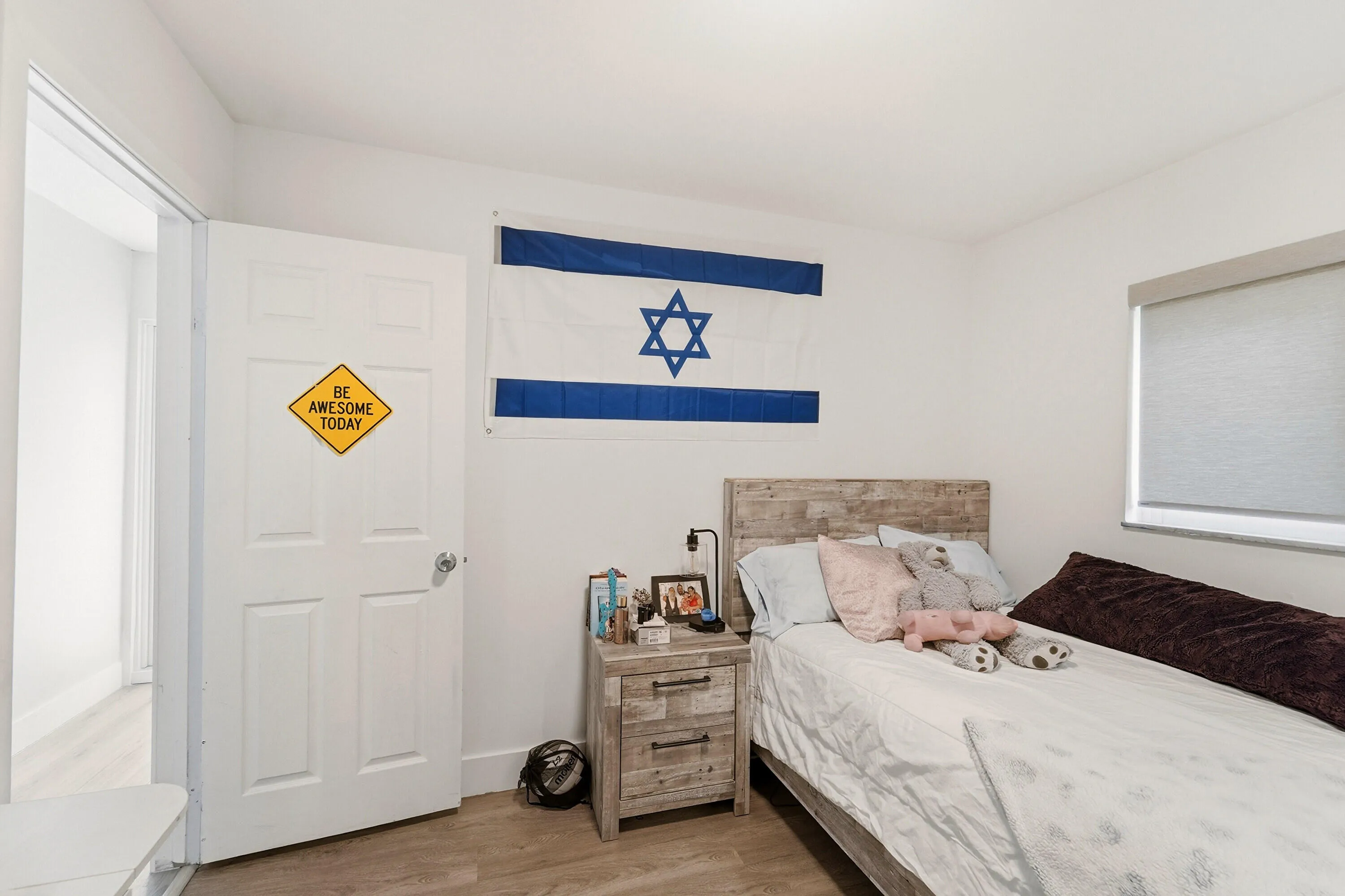 22_bedroom 1