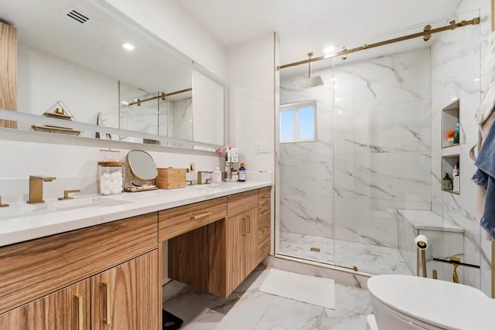 29_primary bathroom