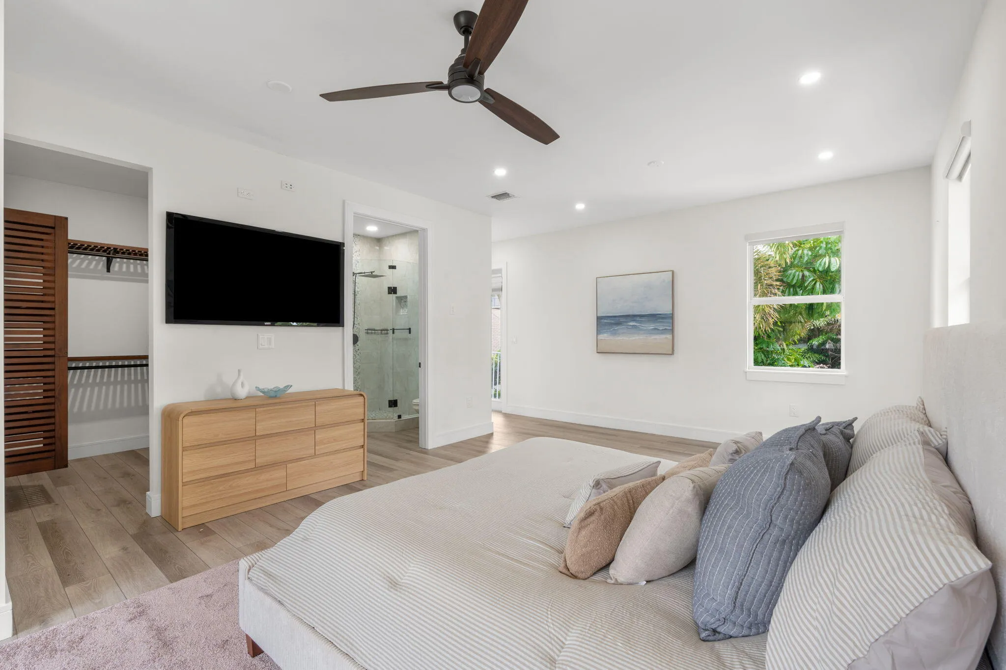 16-web-or-mls-2510 Lake Dr N, Boynton Be