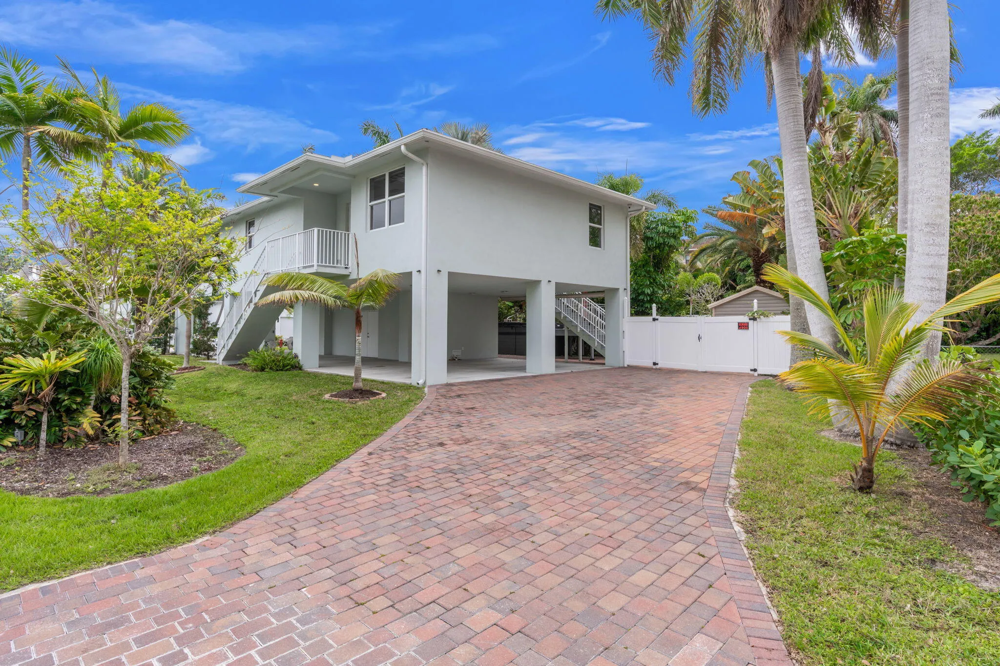 3-web-or-mls-2510 Lake Dr N, Boynton Bea