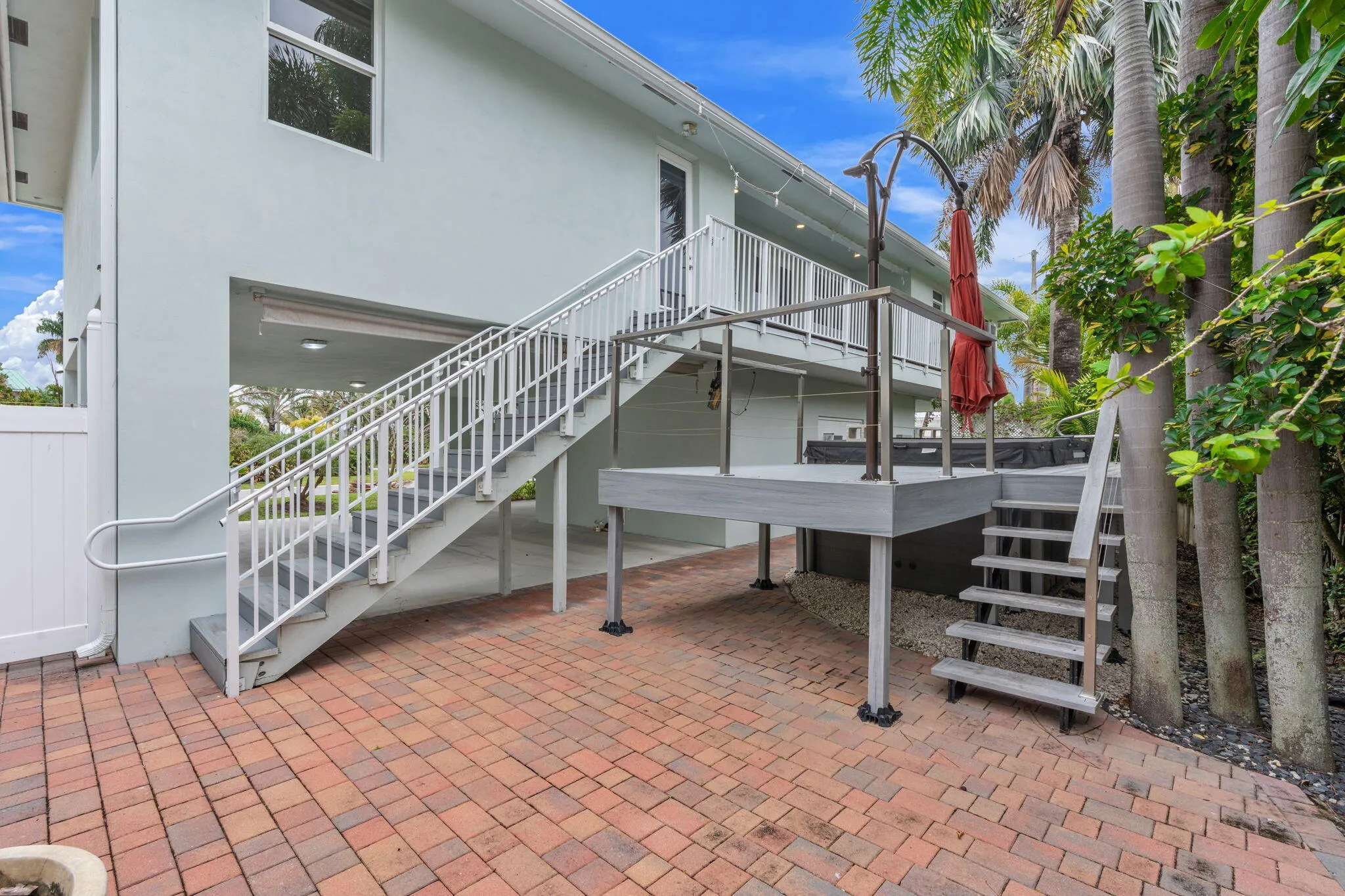 5-web-or-mls-2510 Lake Dr N, Boynton Bea