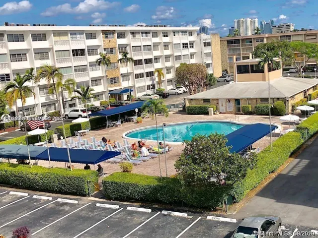 Aerial view of pool and clubouse