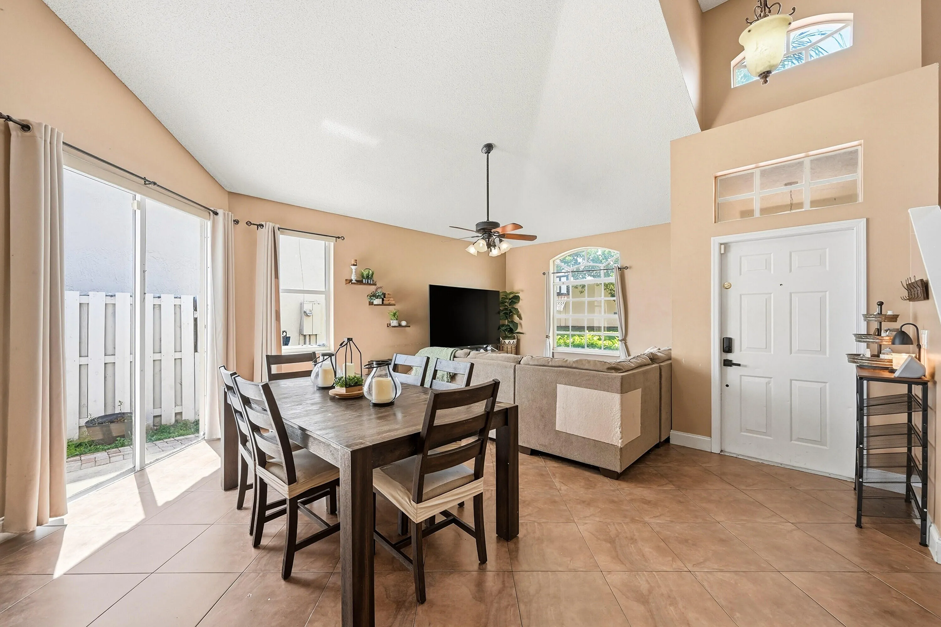 06_dining area