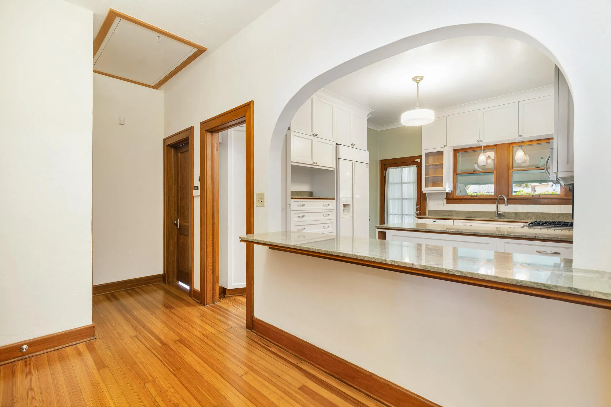 Breakfast Bar