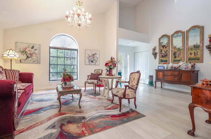 05-Living Room